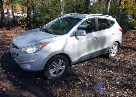 2013 Hyundai Tucson Gls from USA, damaged, VIN KM8JU3AC9DU577395